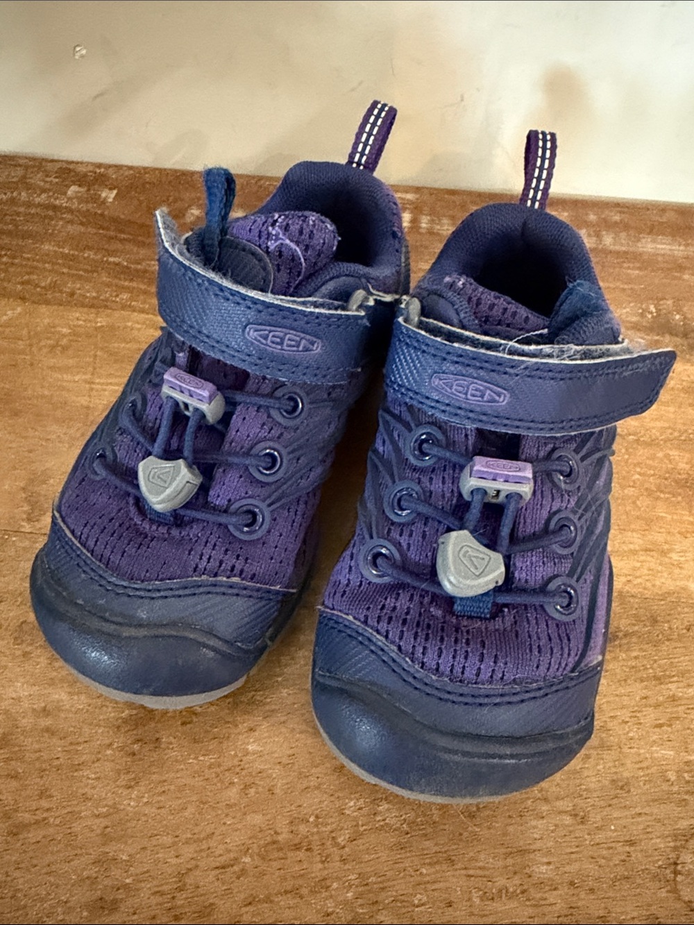 Keen Kids Toddler Sz 9 Purple Athletic Sneakers